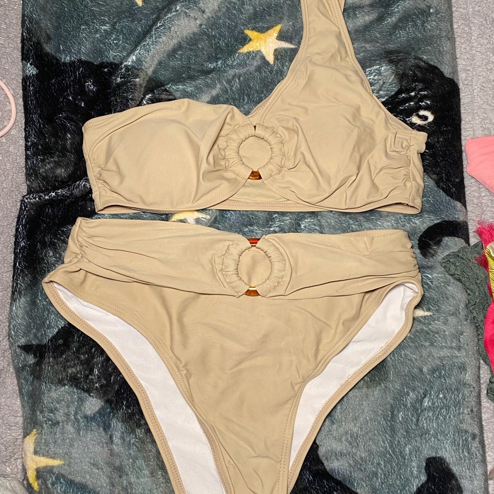 Beige One-Shoulder Bikini Set